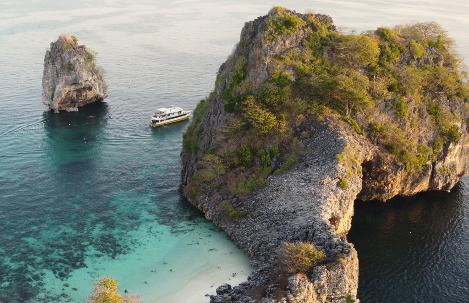 Les plus beaux sites de plongée au sud de Phuket en Thaïlande en Mer Andaman avec Andaman Scuba