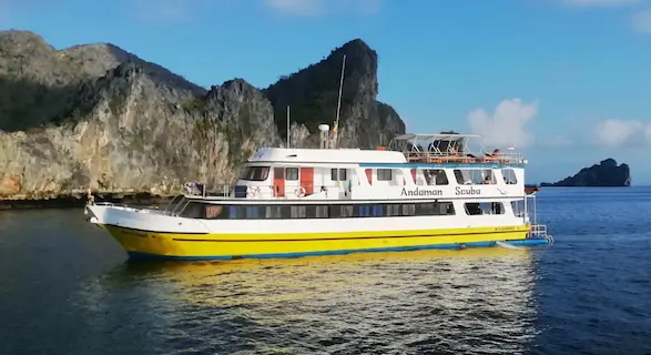 BUNMEE 4 - Barco de buceo vida a bordo Tailandia Similan desde Khao Lak o Phuket y buceo Myanmar Mergui